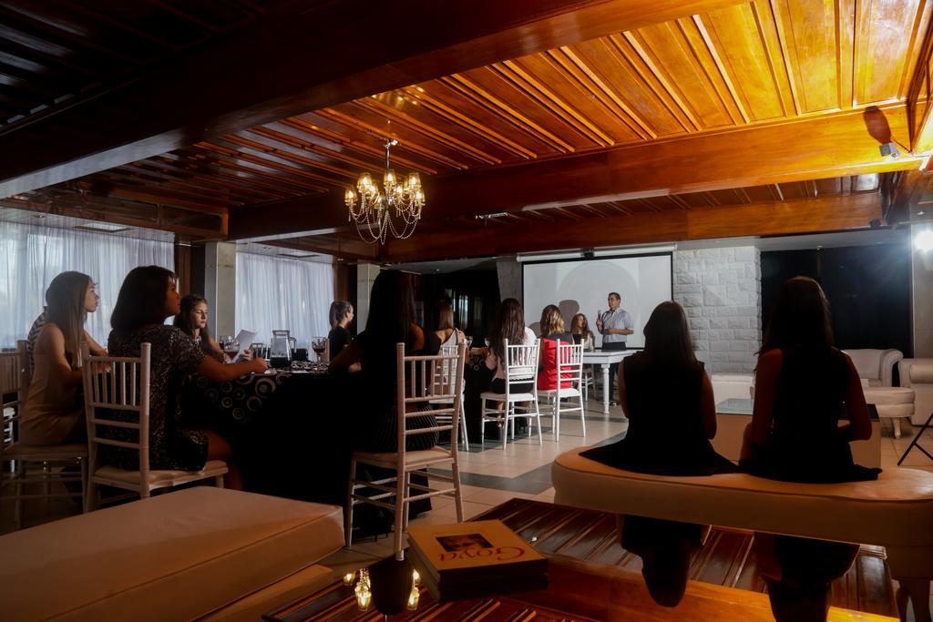 Hotel Dos Venados San Luis Bagian luar foto